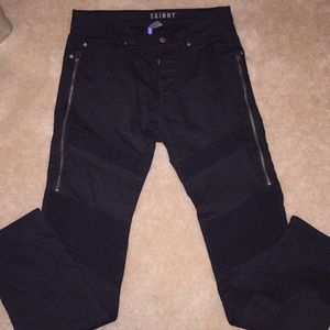H&M skinny jeans with zippers on each leg